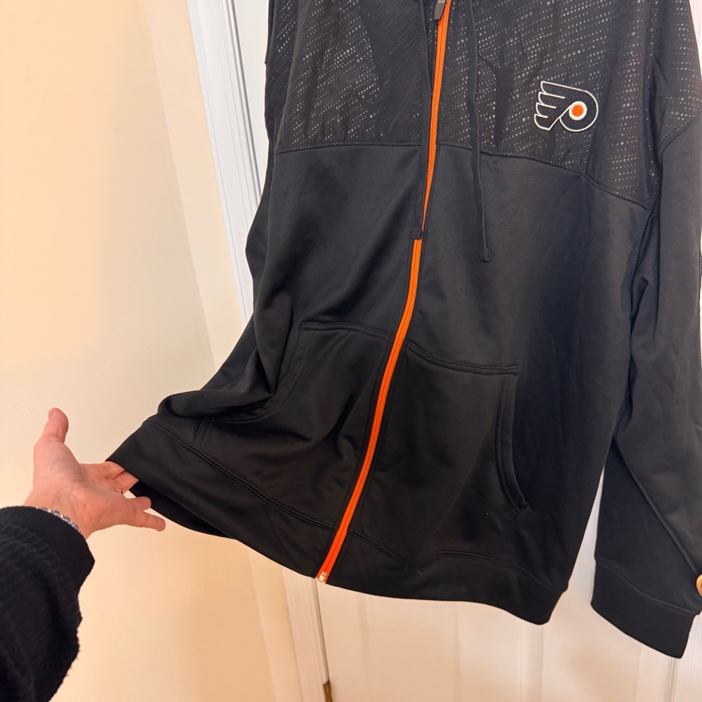 NHL Philadelphia Flyers Black and Orange Zip up hooded jacket.  Size XL - Picture 7 of 13